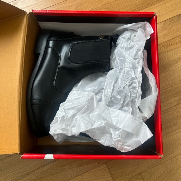 Ladies equistar paddock zip up boots in black new in box horseback - Picture 2 of 4